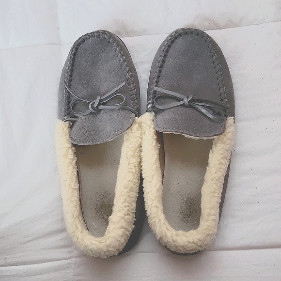 Clark's Moccasins - Picture 4 of 6